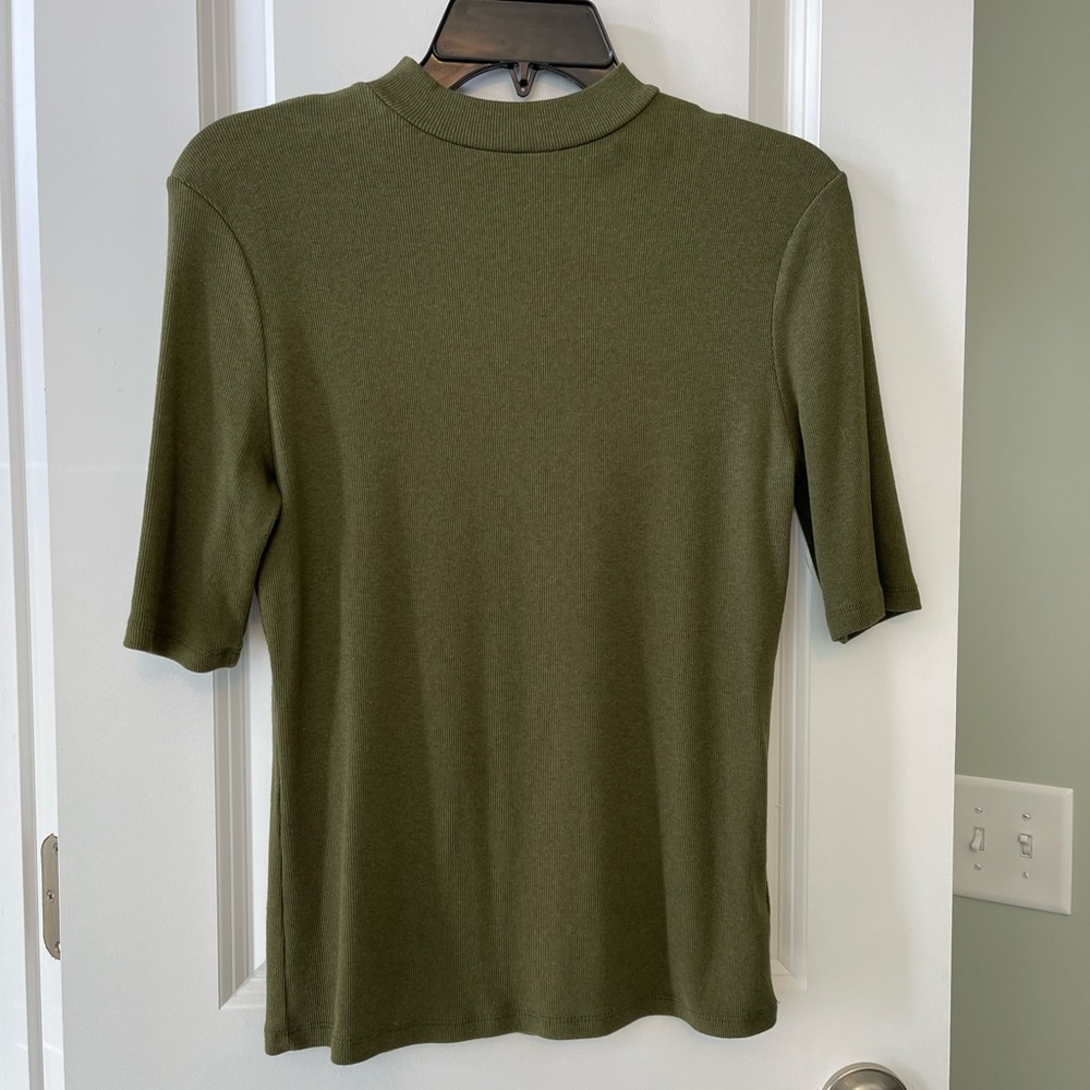 A New Day brand mock turtleneck, sz small